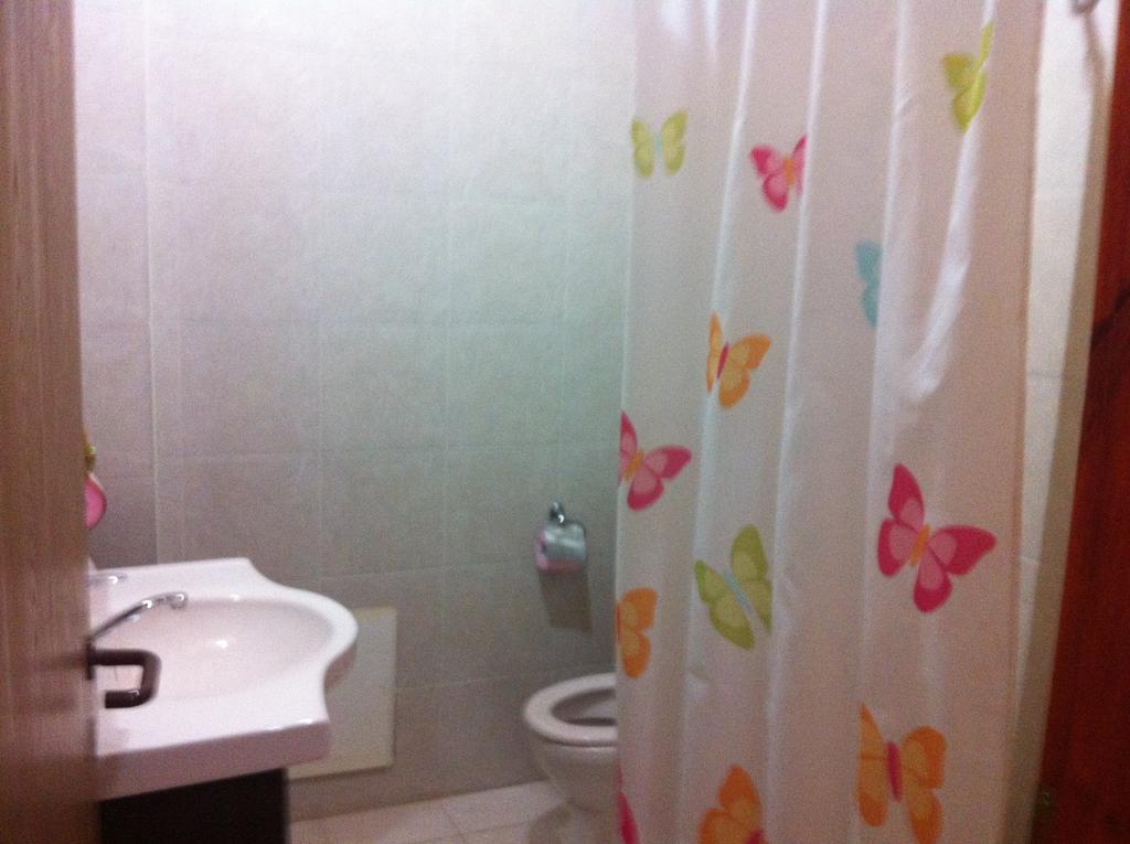Blueberry Rooms Qaşrīn Buitenkant foto